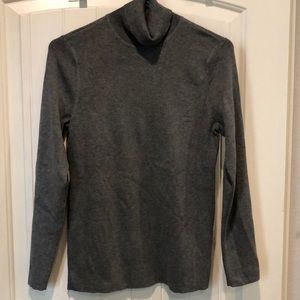 Ribbed turtleneck sweater